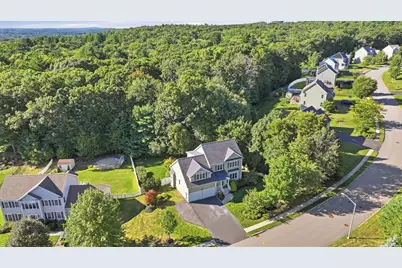 19 Brookmeadow Lane, Grafton, MA 01560 - Photo 4
