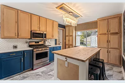 91 Currier St, Methuen, MA 01844 - Photo 14