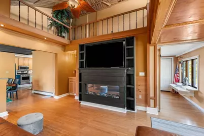 91 Currier St, Methuen, MA 01844 - Photo 4