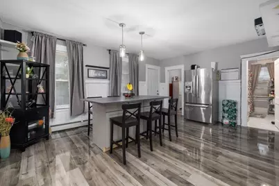 628 Cumberland Hill Rd, Woonsocket, RI 02895 - Photo 8