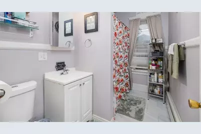 628 Cumberland Hill Rd, Woonsocket, RI 02895 - Photo 10