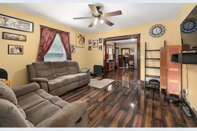 628 Cumberland Hill Rd, Woonsocket, RI 02895 - Photo 18