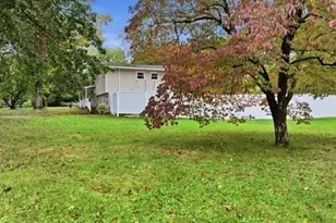 158 Rocky Hill Rd, Hadley, MA 01035 - Photo 36