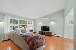 158 Rocky Hill Rd, Hadley, MA 01035 - Photo 6