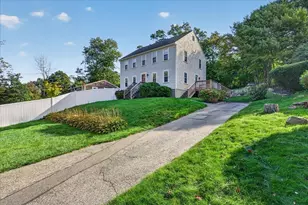 33 White Horse Rd, Plymouth, MA 02360 - Photo 1