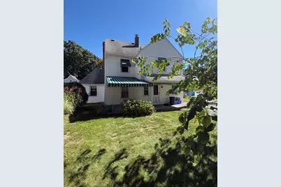 23 Keefe Avenue, Holyoke, MA 01040 - Photo 2