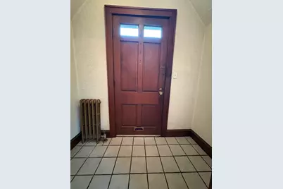23 Keefe Avenue, Holyoke, MA 01040 - Photo 4