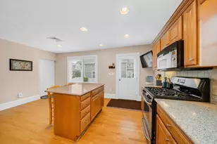 21 Kernwood Ave, Beverly, MA 01915 - Photo 10