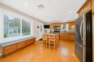 21 Kernwood Ave, Beverly, MA 01915 - Photo 4