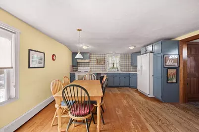 28 Mayflower St, Plymouth, MA 02360 - Photo 8