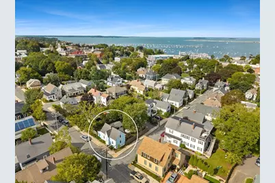 28 Mayflower St, Plymouth, MA 02360 - Photo 2