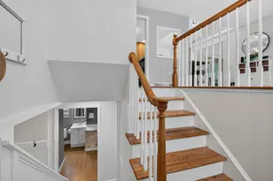 9 Dawn Dr, Chelmsford, MA 01824 - Photo 2