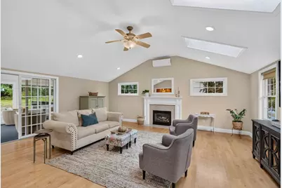9 Dawn Drive, Chelmsford, MA 01824 - Photo 14