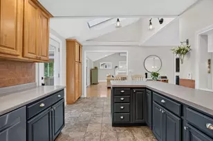 9 Dawn Dr, Chelmsford, MA 01824 - Photo 8