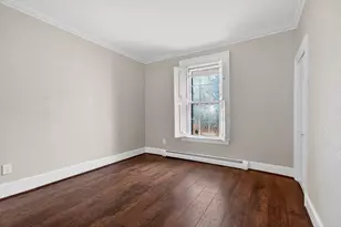 12 Crown St, Worcester, MA 01609 - Photo 8