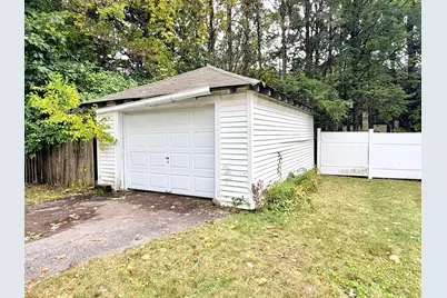 133 Whipple St, Worcester, MA 01610 - Photo 20