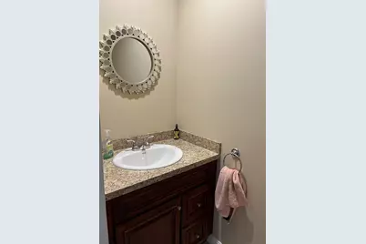 17 Arcade Street #B, Northbridge, MA 01588 - Photo 10
