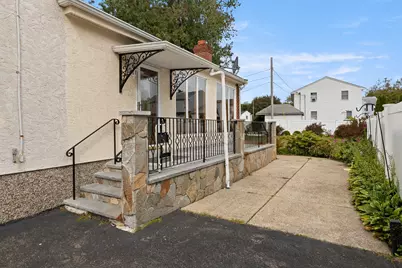 21 Buxton St, Peabody, MA 01960 - Photo 40