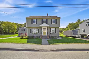 81 Rochdale St, Auburn, MA 01501 - Photo 1