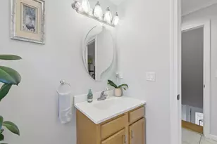 124 Locust St, Haverhill, MA 01830 - Photo 8