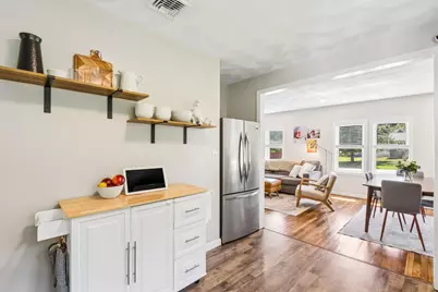 728 Pleasant St, Attleboro, MA 02703 - Photo 18