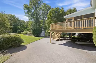 18 Middle St, Lexington, MA 02421 - Photo 38