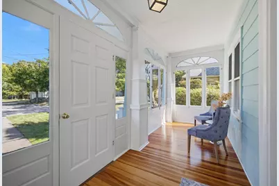 18 Middle St, Lexington, MA 02421 - Photo 4