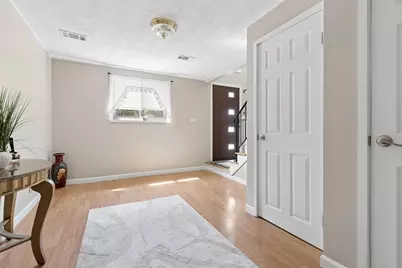 27 Lyman Rd, Framingham, MA 01701 - Photo 22