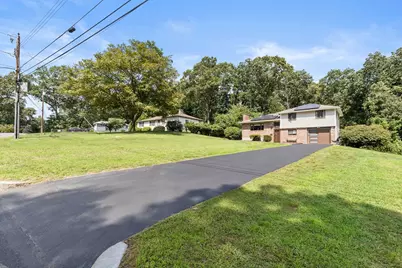 27 Lyman Rd, Framingham, MA 01701 - Photo 1