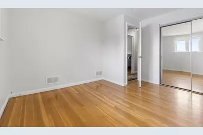 27 Lyman Rd, Framingham, MA 01701 - Photo 18