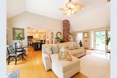 14 Copper Beech Dr, Kingston, MA 02364 - Photo 10