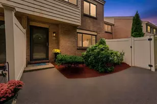131 Greenbrook Dr, Stoughton, MA 02072 - Photo 2