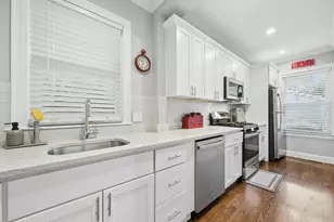 1565 River St, Boston, MA 02136 - Photo 6