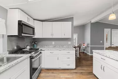 38 Victorian Way, West Bridgewater, MA 02379 - Photo 6