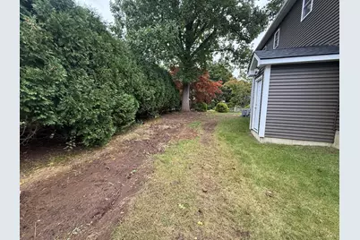 132 Barrington Rd, Longmeadow, MA 01106 - Photo 34