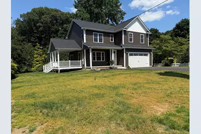 132 Barrington Rd, Longmeadow, MA 01106 - Photo 2