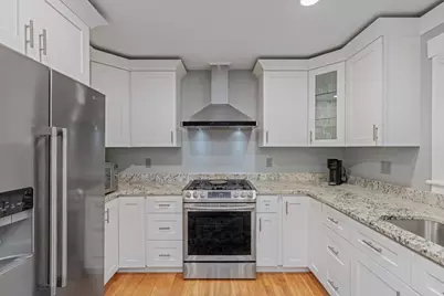 19 Hampstead Street #19, Methuen, MA 01844 - Photo 8