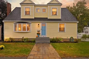13 Rainbow Cir, Peabody, MA 01960 - Photo 1