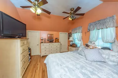 71 School St, Northborough, MA 01532 - Photo 16