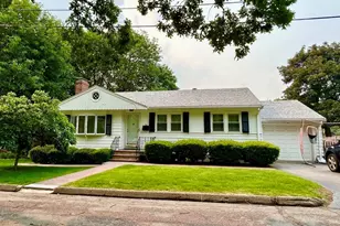 23 Jeffrey Rd, Arlington, MA 02474 - Photo 1