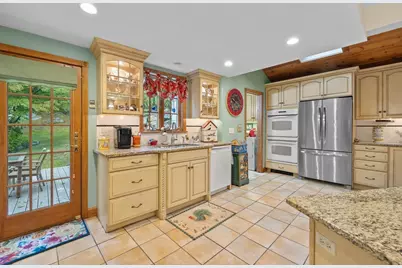 41 Elm Street, Saugus, MA 01906 - Photo 8