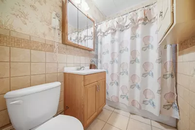 16 Henry Ave, Somerville, MA 02144 - Photo 14