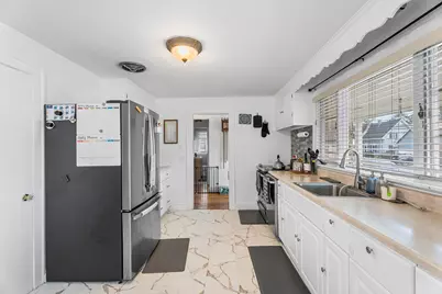 140 Lynnfield St, Lynn, MA 01904 - Photo 10