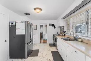 140 Lynnfield St, Lynn, MA 01904 - Photo 10
