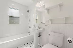 70 Putnam St, Watertown, MA 02472 - Photo 14