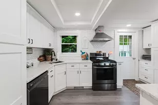 51 Balsam St, Fairhaven, MA 02719 - Photo 18