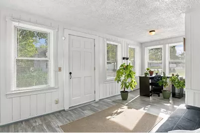 86 Lawton Avenue, Fitchburg, MA 01420 - Photo 4