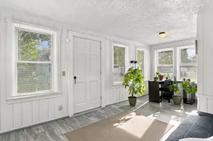 86 Lawton Ave, Fitchburg, MA 01420 - Photo 4