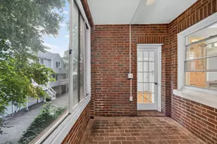 11 Vinal St, Boston, MA 02135 - Photo 18