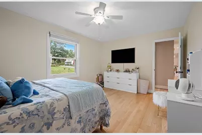 17 Vinal St, Hudson, MA 01749 - Photo 18